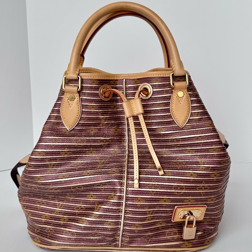 Louis Vuitton Limited Edition Eden Neo Peach Metallic Bucket Bag
